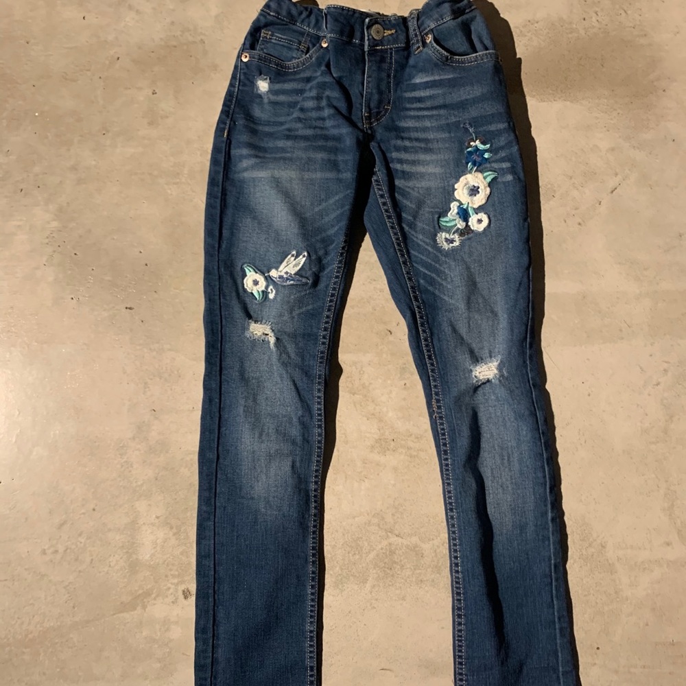 Levi’s with flower detailing